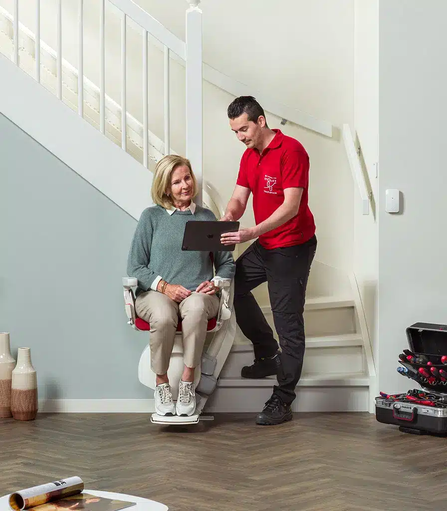 uitleg door otolift monteur